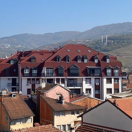 Apartment Prizreni-Free Private Parking Εξωτερικό φωτογραφία