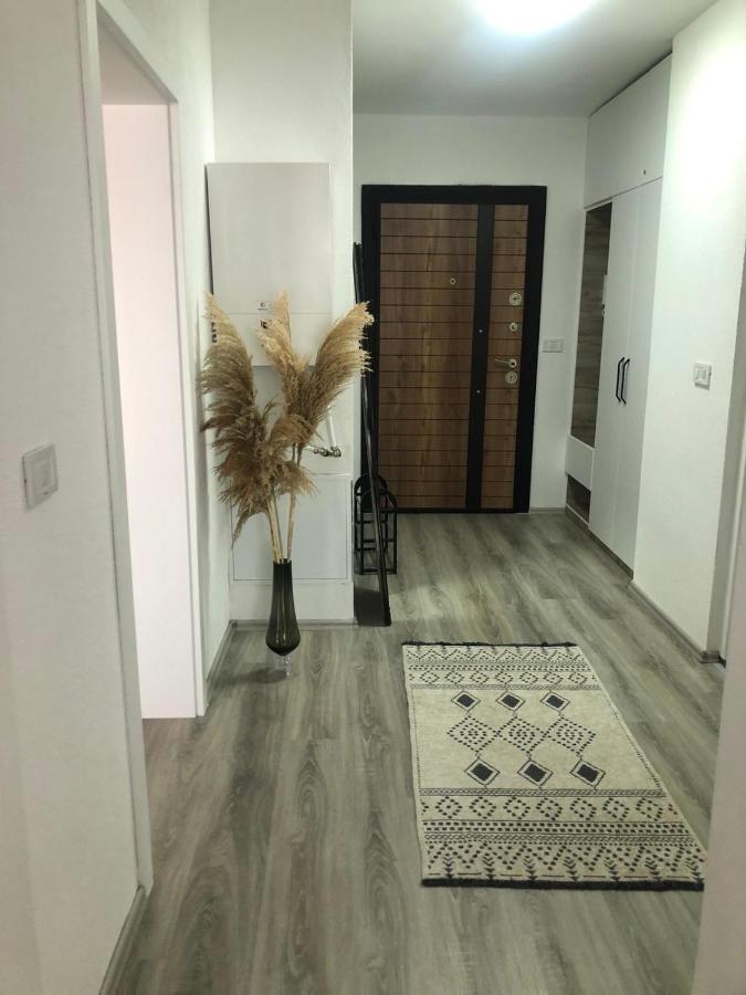 Apartment Prizreni-Free Private Parking Εξωτερικό φωτογραφία
