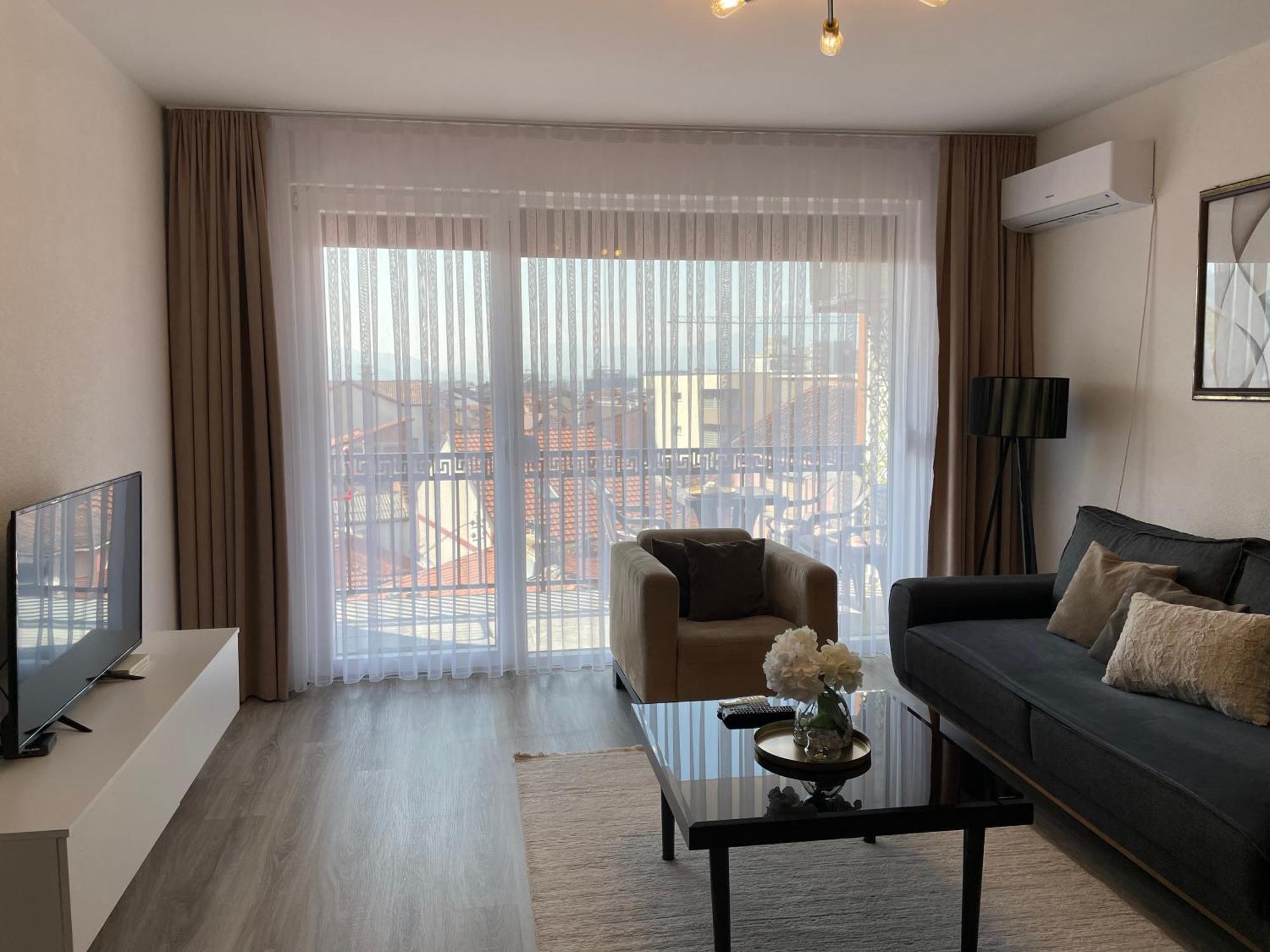 Apartment Prizreni-Free Private Parking Εξωτερικό φωτογραφία