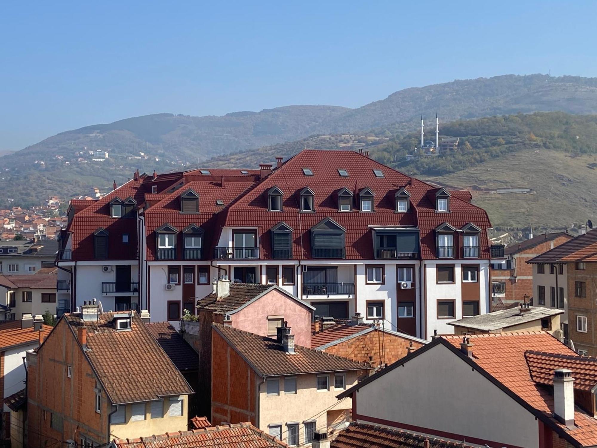 Apartment Prizreni-Free Private Parking Εξωτερικό φωτογραφία