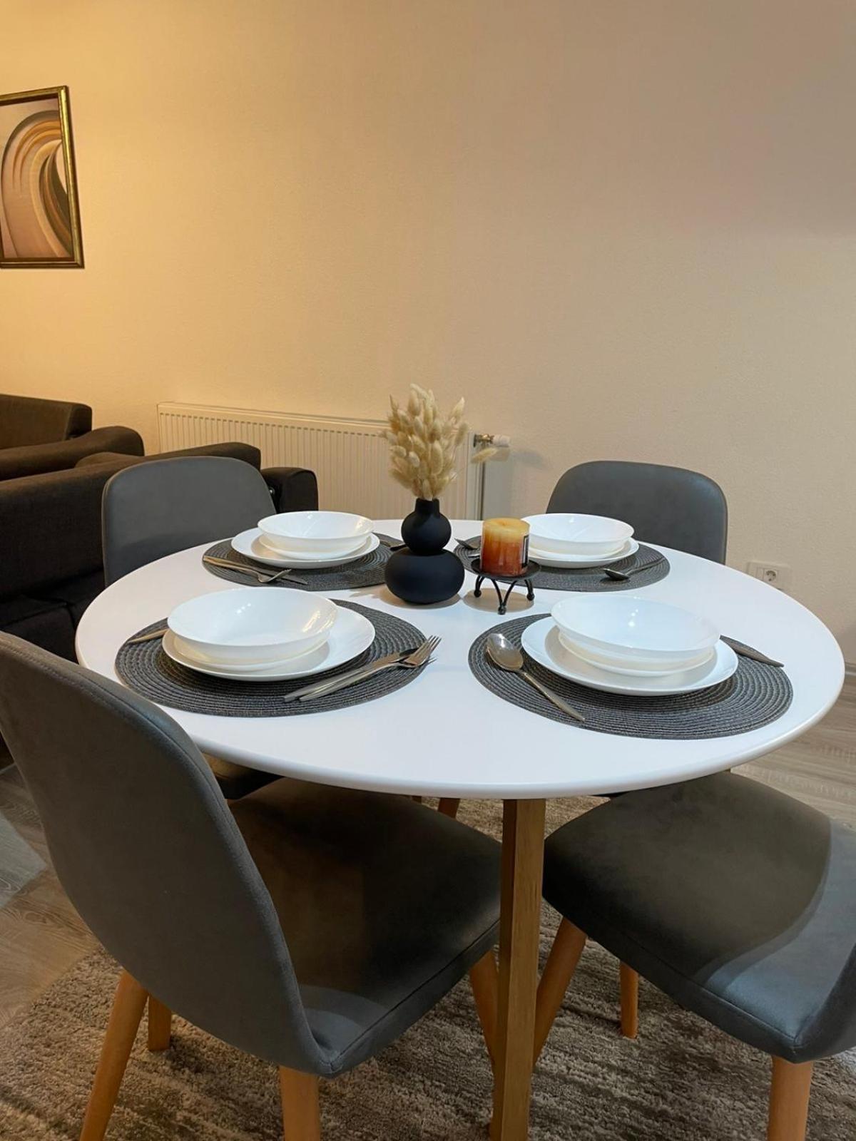 Apartment Prizreni-Free Private Parking Εξωτερικό φωτογραφία